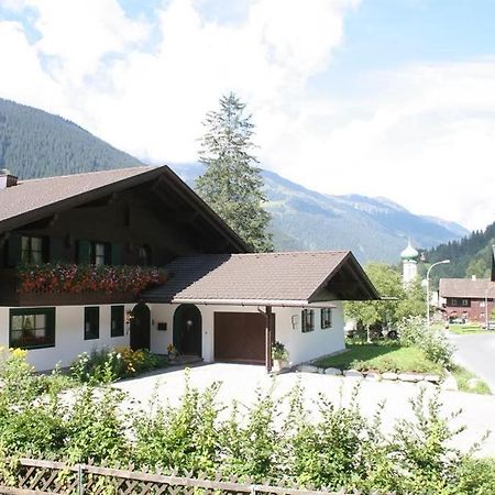 Landhaus Heidi Partenen Luaran gambar